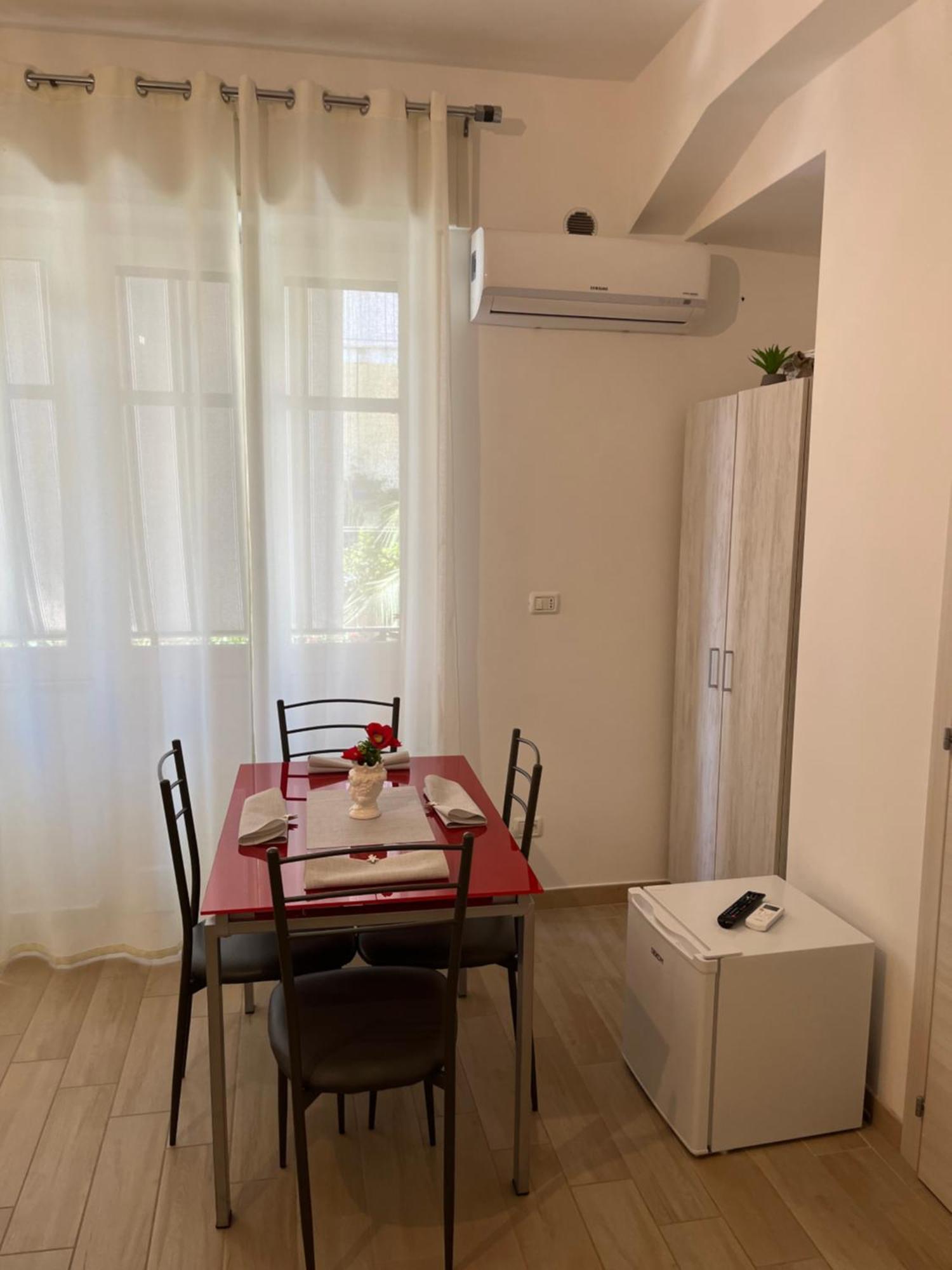 B&B Vento Aureo Rooms Милаццо Экстерьер фото