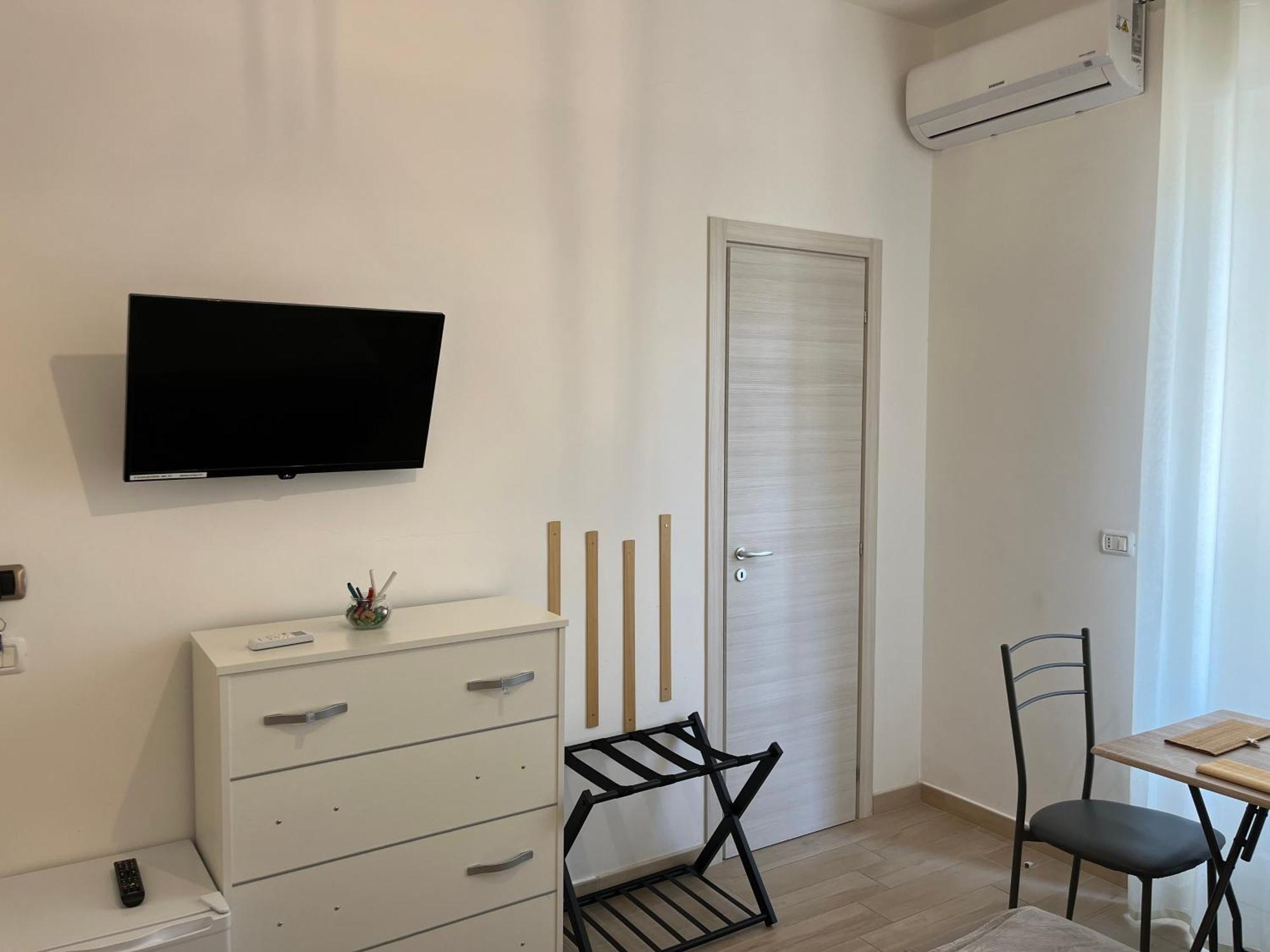 B&B Vento Aureo Rooms Милаццо Экстерьер фото